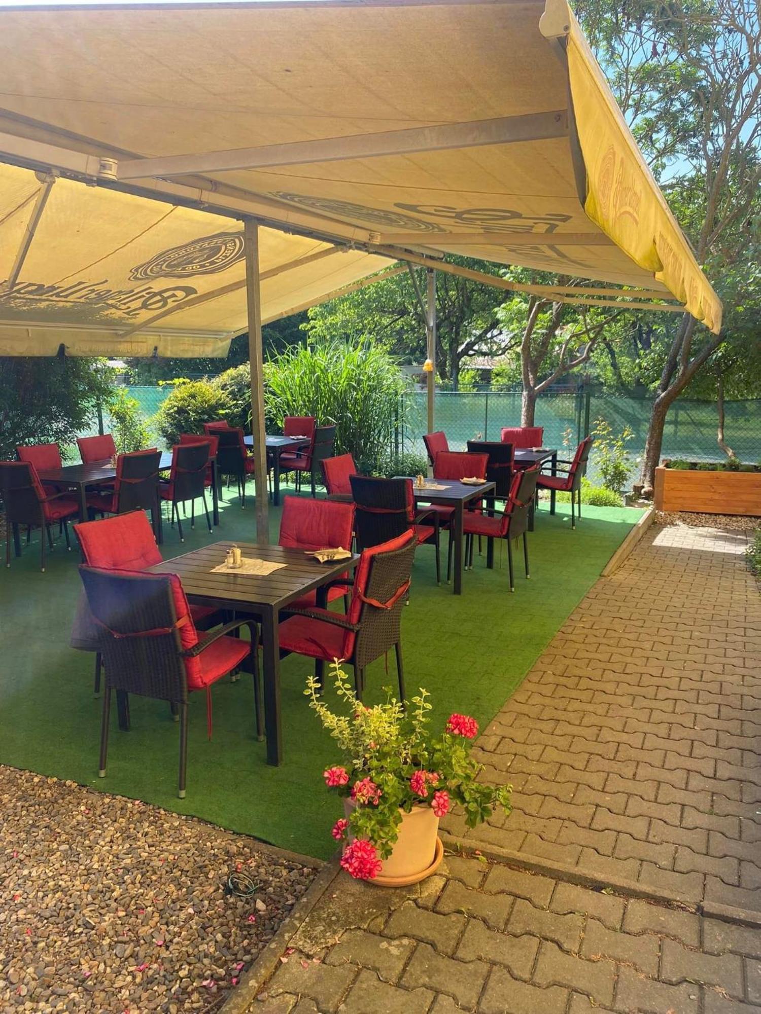 Готель Restaurace Stara Lipa Чеська Липа Екстер'єр фото